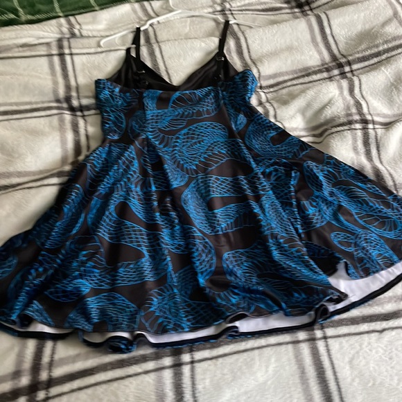 Blue Snake Velvet Dress by BlackMilk - Picture 3 of 3